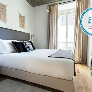 https://luxury-tm-flat-with-a-view.hotels-lisbon-portugal.com
