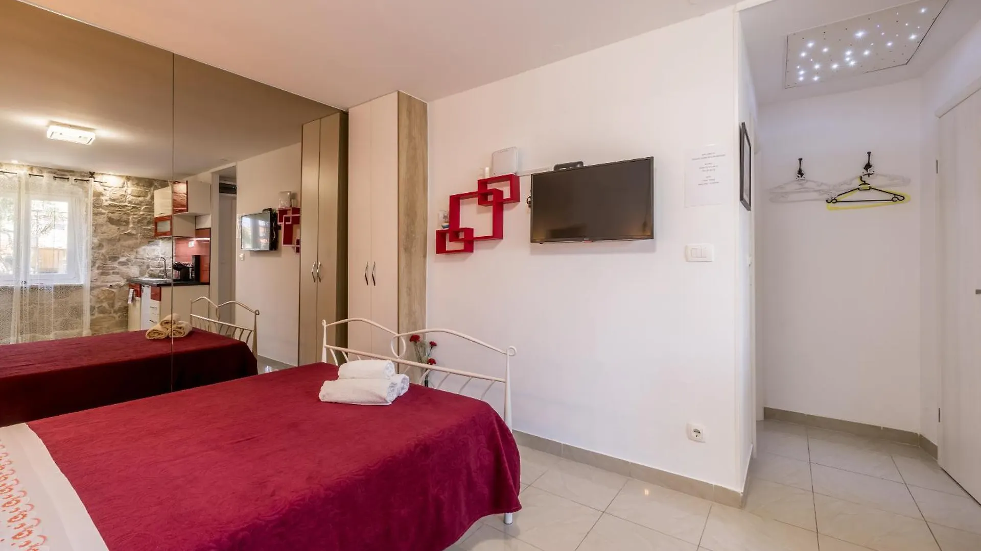 Holiday Home Riva Promenade Split 0*,